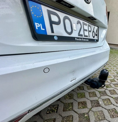 Volkswagen Passat cena 95000 przebieg: 103700, rok produkcji 2017 z Poznań małe 46